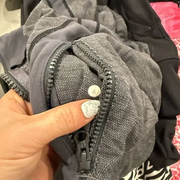 Lululemon Define Jacket - Picture 6 of 6